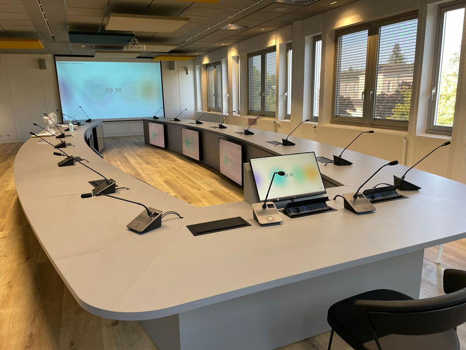 table multimédia intégrée