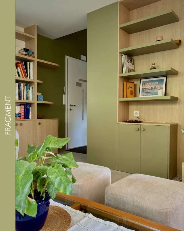 Un lieu pour se retrouver, se poser et respirer.

Ce salon, nous l’avons réinventé comme un espace de vie à part entière. Un travail sur mesure réalisé avec exigence et passion, pour un lieu qui fait sens et qui dure.

L’objectif : créer une atmosphère douce, fluide et chaleureuse : 
- Bibliothèque sur mesure
- Optimisation des volumes & de la lumière
- Courbes dessinées pour adoucir l’espace

🤍 Merci à nos clients pour leur confiance.

📞 Vous rêvez d’un intérieur pensé pour vous ? 
Parlons-en : 02 41 54 59 00
Lien en bio

#Mobilier #SurMesure #AvantAprès #ArchitectureIntérieure #Décoration #SavoirFaireFrançais